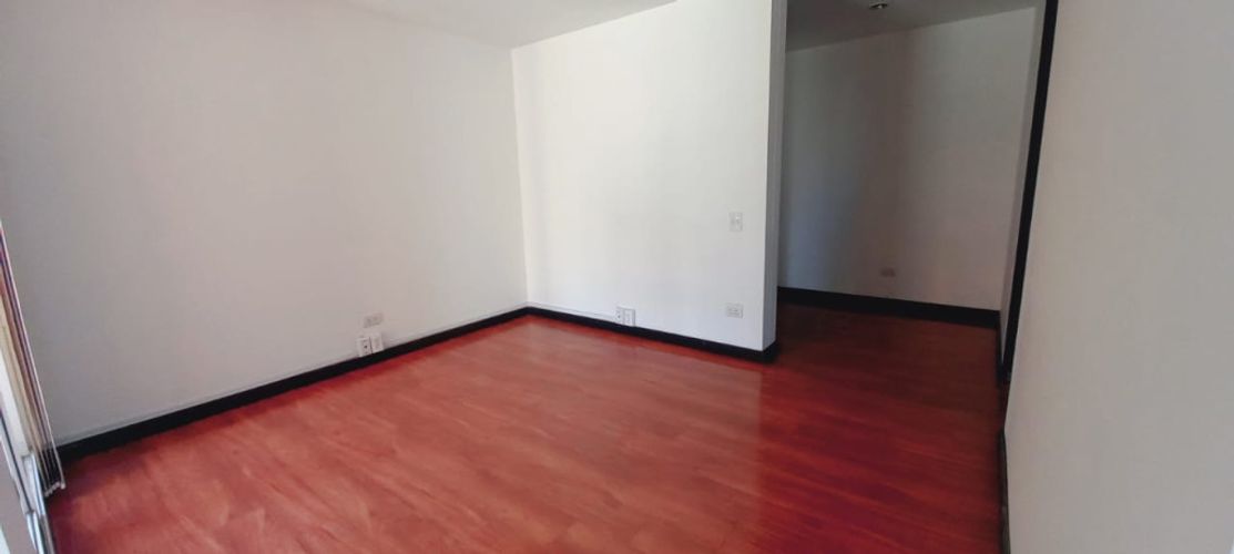 Apartamento de 3 alcobas en venta en El Pinar, Bogotá, 61 m² · foto 7 de 18