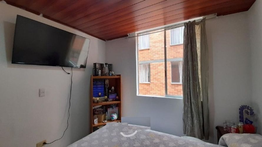 Apartamento de 3 alcobas en venta en El Pinar, Bogotá, 61 m² · foto 9 de 18