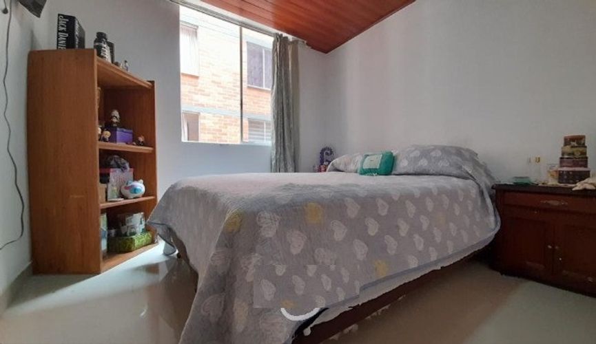 Apartamento de 3 alcobas en venta en El Pinar, Bogotá, 61 m² · foto 10 de 18