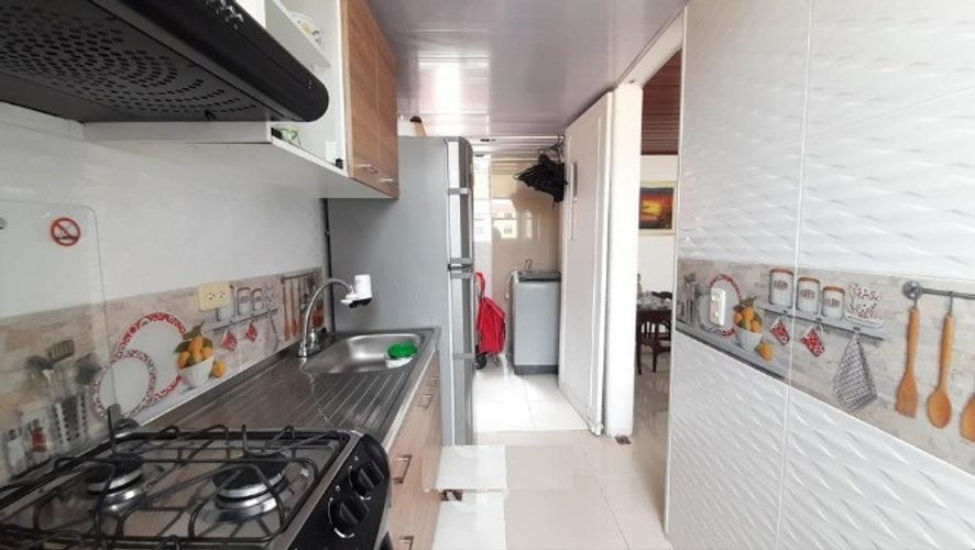 Apartamento de 3 alcobas en venta en El Pinar, Bogotá, 61 m² · foto 12 de 18