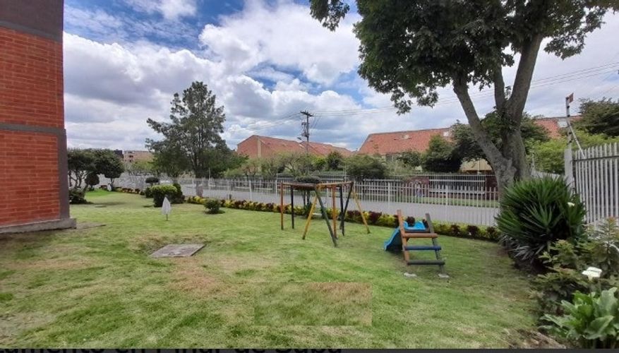 Apartamento de 3 alcobas en venta en El Pinar, Bogotá, 61 m² · foto 18 de 18