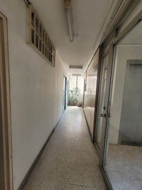 Consultorio en venta en San Vicente, Cali, 35 m² · foto 3 de 19