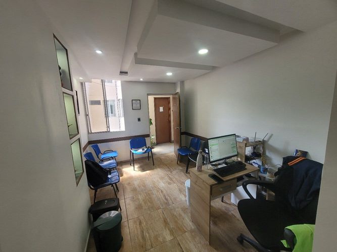 Consultorio en venta en San Vicente, Cali, 35 m² · foto 6 de 19