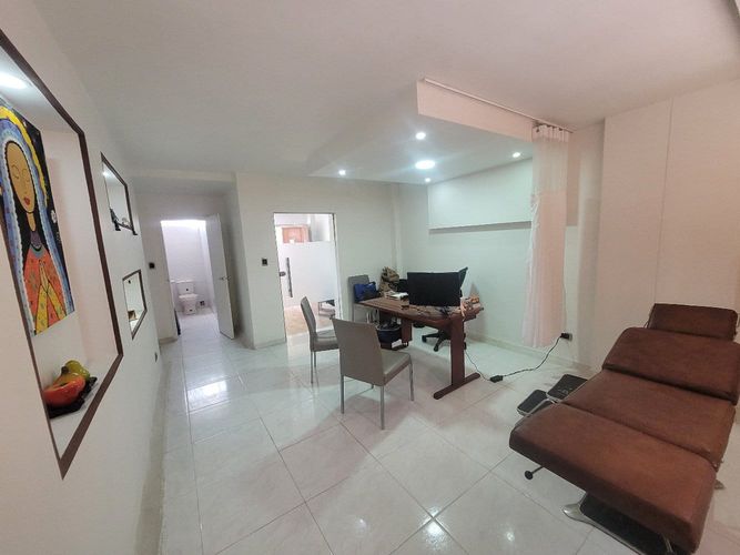 Consultorio en venta en San Vicente, Cali, 35 m² · foto 8 de 19