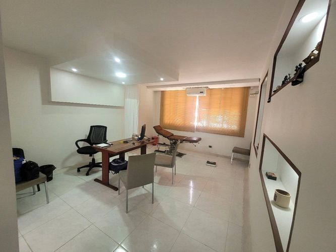 Consultorio en venta en San Vicente, Cali, 35 m² · foto 10 de 19