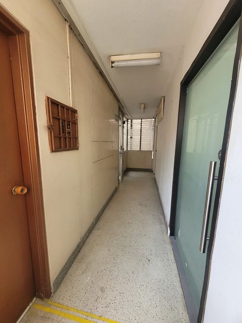Consultorio en venta en San Vicente, Cali, 35 m² · foto 14 de 19