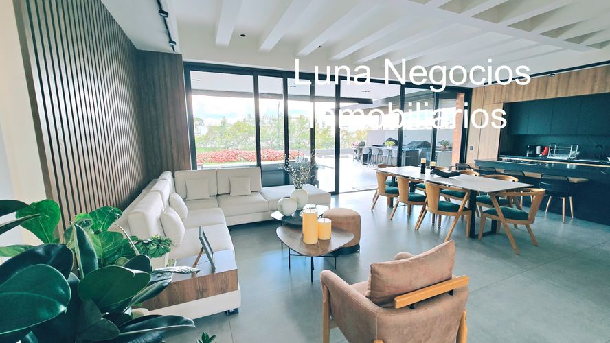 Casa de 4 alcobas en venta en Ruitoque Condominio, Floridablanca, 630 m² · foto 2 de 24