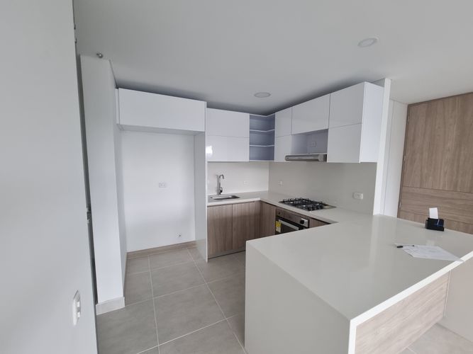 Apartamento de 3 alcobas en venta en Porerito, Jamundí, 119 m² · foto 2 de 19