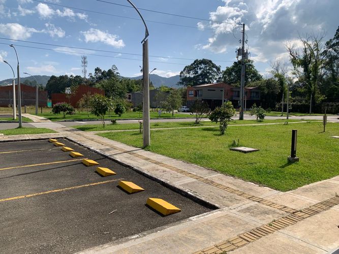 Lote en venta en El Tambo, La Ceja, 99 m² · foto 3 de 6