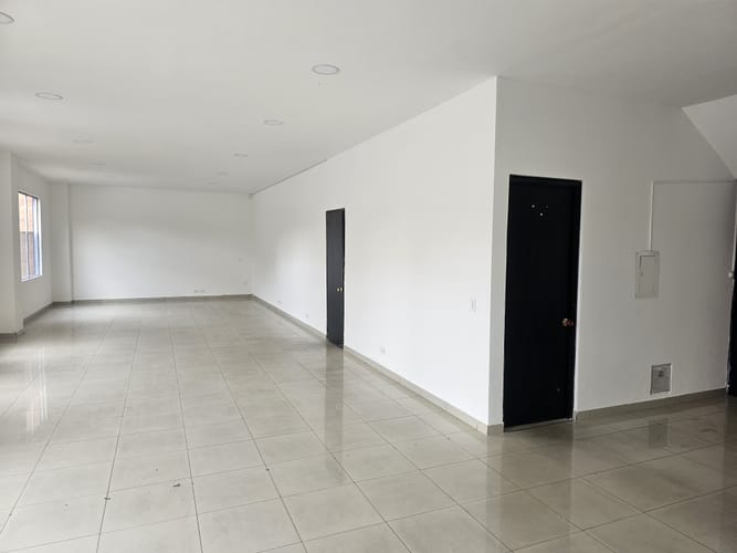 Bodega en arriendo en Ub El Trebol, Mosquera, 1740 m² · foto 8 de 11
