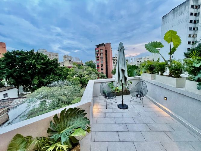 Apartamento de 3 alcobas en venta en Centenario, Cali, 200 m² · foto 16 de 17