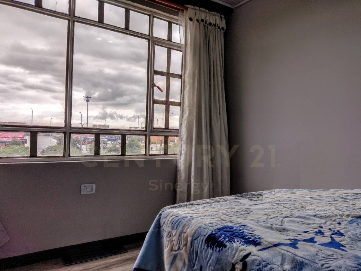 Casa en venta en Tintalito, Bogotá · foto 4 de 17