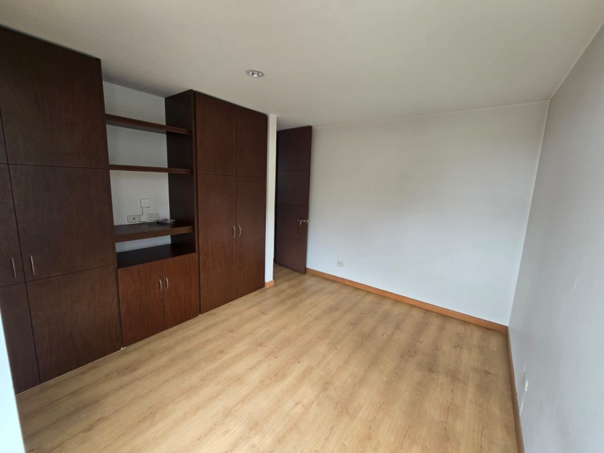 Apartamento en venta en Chapinero Alto, Bogotá · foto 11 de 19