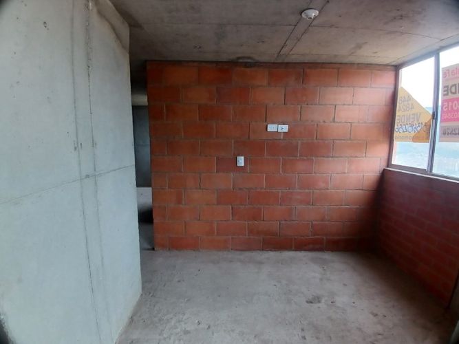 Apartamento de 2 alcobas en venta en Bucaros, Bello, 50 m² · foto 7 de 17