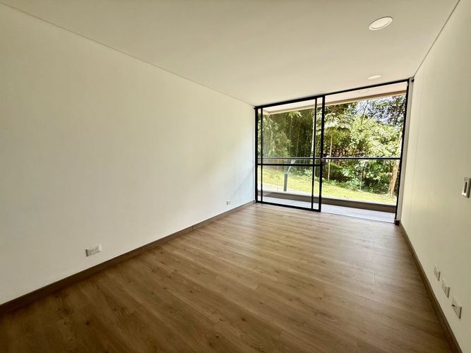 Apartamento de 2 alcobas en venta en Los Salados, El Retiro, 66 m² · foto 5 de 11