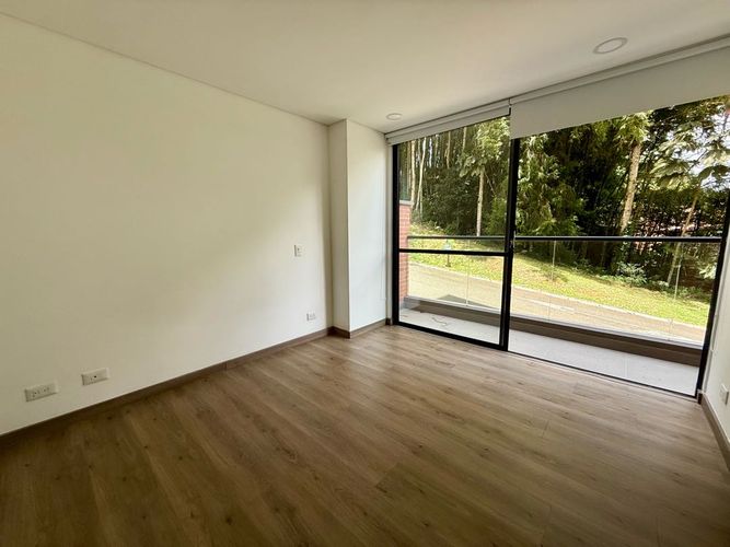 Apartamento de 2 alcobas en venta en Los Salados, El Retiro, 66 m² · foto 7 de 11