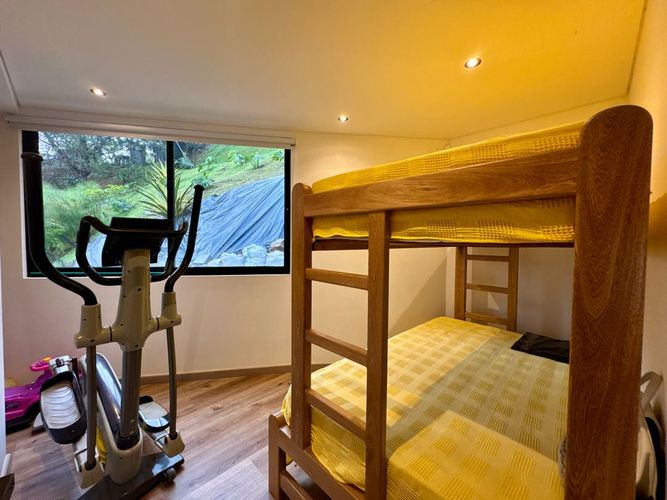 Casa de 5 alcobas en venta en Las Palmas, Envigado, 340 m² · foto 10 de 24