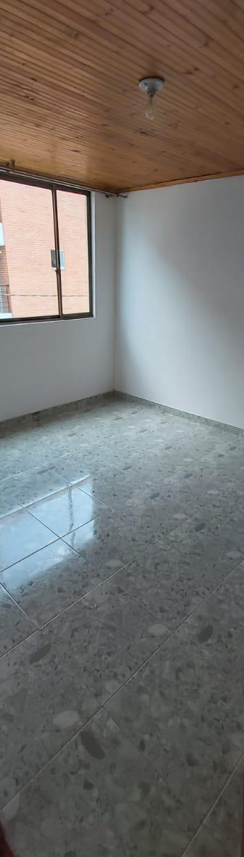 Casa en venta en Fontibon, Bogotá · foto 7 de 15