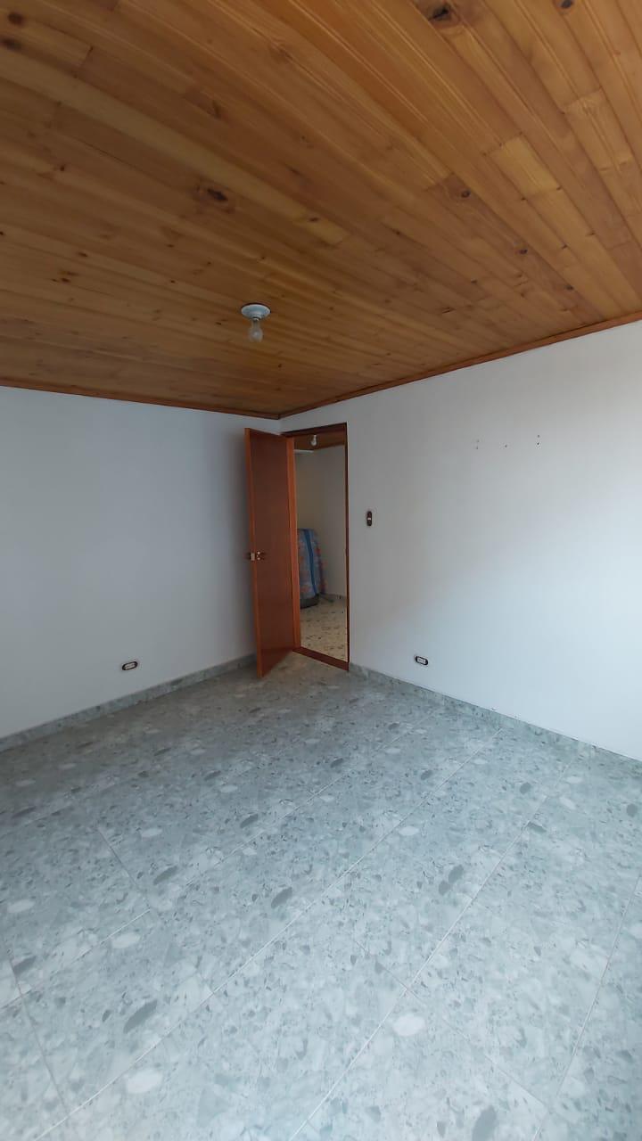 Casa en venta en Fontibon, Bogotá · foto 9 de 15