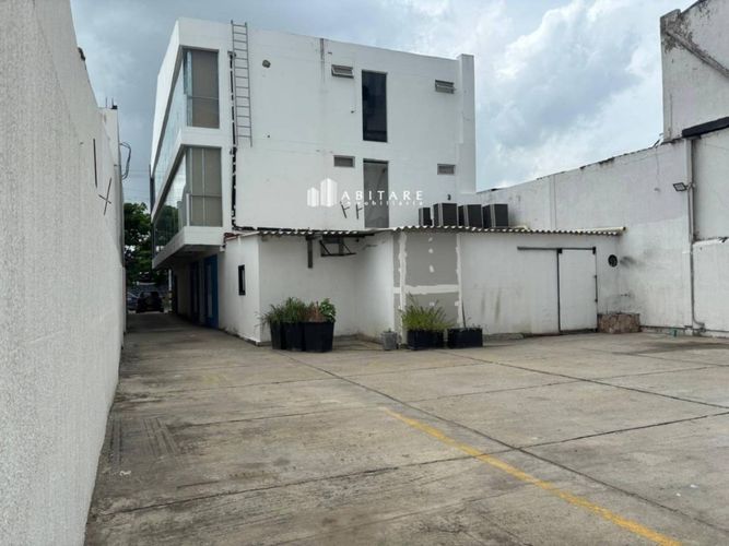Edificio en arriendo en Crespo, Cartagena, 552 m² · foto 5 de 10