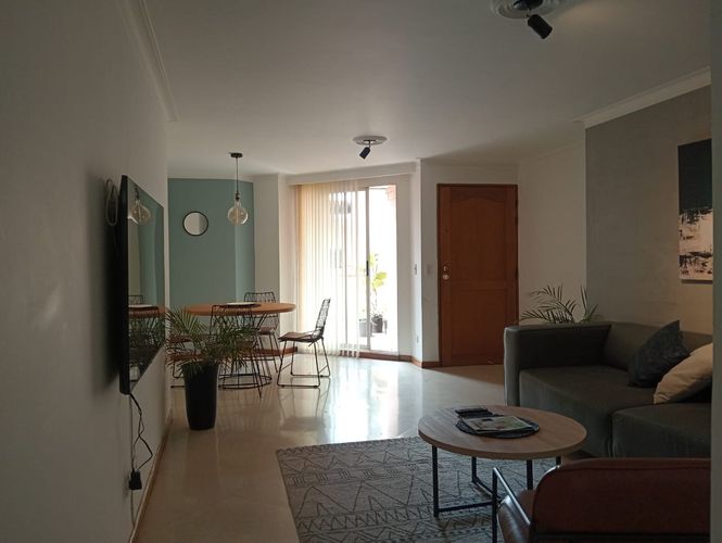 Apartamento de 3 alcobas en arriendo en Laureles, Medellín, 95 m² · foto 4 de 19