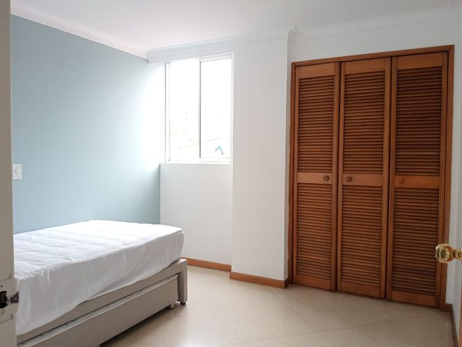 Apartamento de 3 alcobas en arriendo en Laureles, Medellín, 95 m² · foto 15 de 19