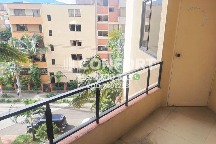 Apartamento de 4 alcobas en arriendo en Laureles, Medellín, 129 m² · foto 5 de 24