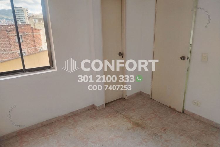 Apartamento de 4 alcobas en arriendo en Laureles, Medellín, 129 m² · foto 14 de 24