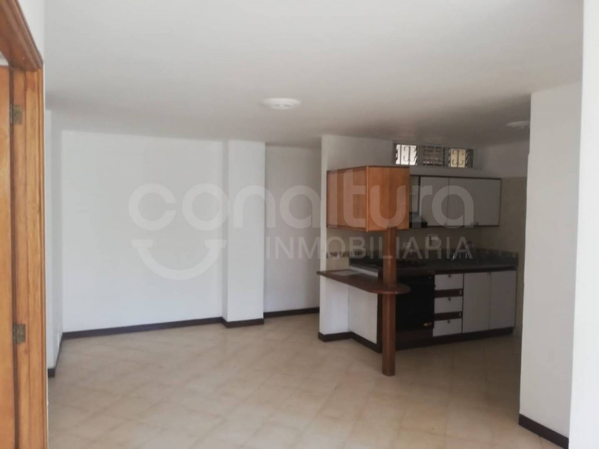 Apartamento en venta en Prado, Medellín 2