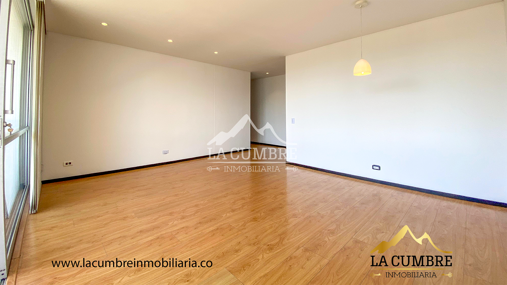 Apartamento en arriendo en Castropol, Medellín · foto 3 de 13