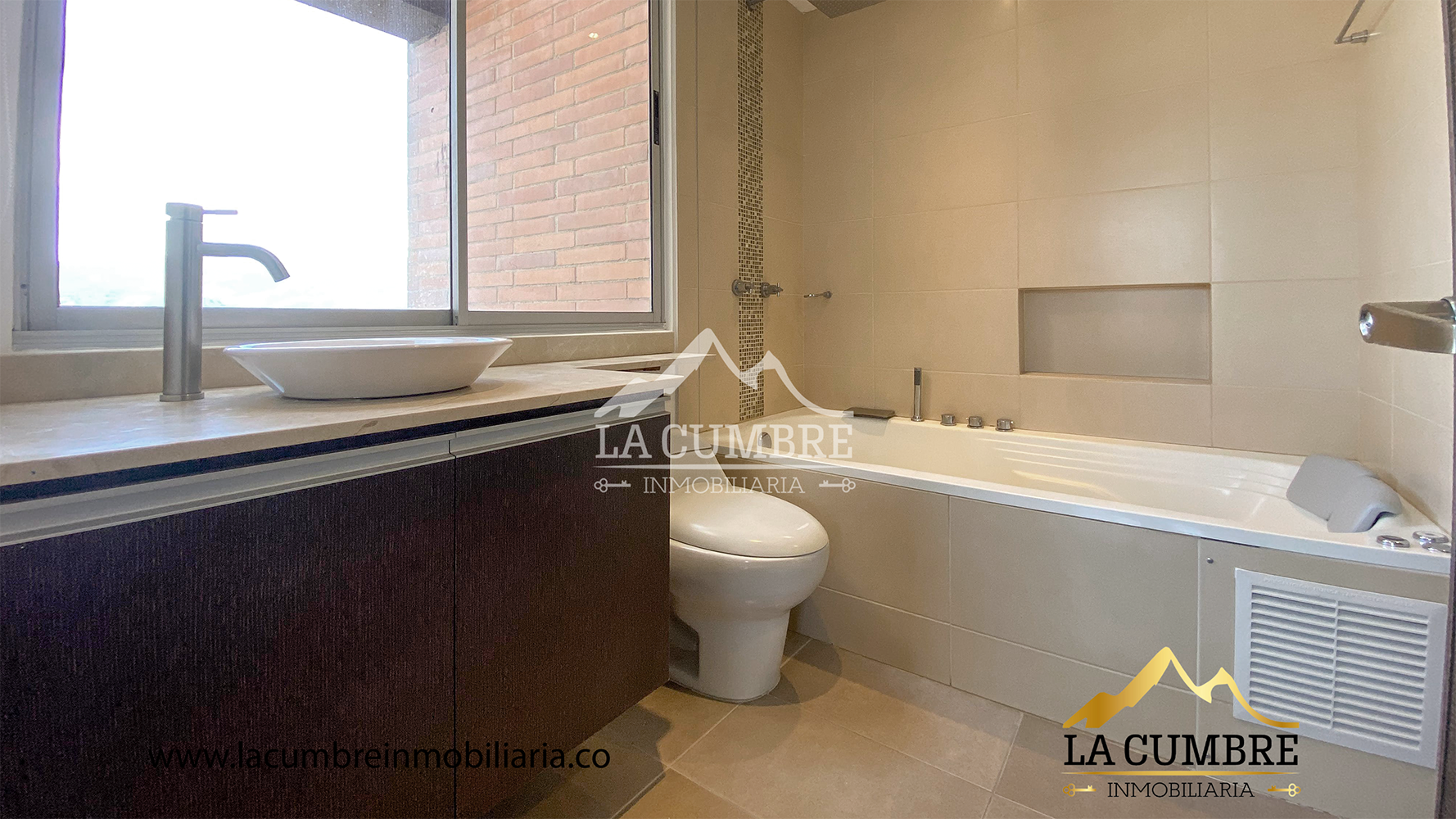 Apartamento en arriendo en Castropol, Medellín · foto 10 de 13