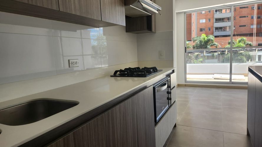 Apartamento de 2 alcobas en venta en Loma De Las Brujas, Envigado, 81 m² · foto 7 de 18