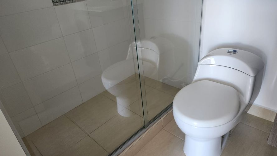 Apartamento de 2 alcobas en venta en Loma De Las Brujas, Envigado, 81 m² · foto 15 de 18