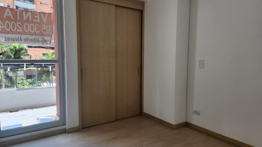 Apartamento de 2 alcobas en venta en Loma De Las Brujas, Envigado, 81 m² · foto 16 de 18