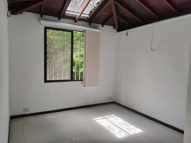 Apartamento de 3 alcobas en venta en El Poblado, Medellín, 125 m² · foto 14 de 19