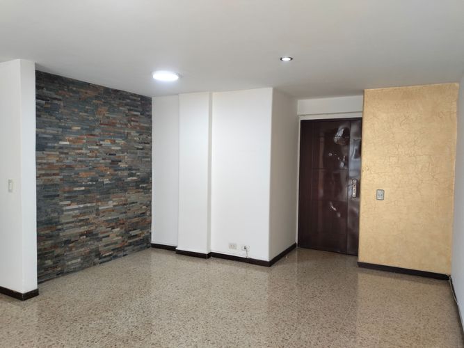 Apartamento de 3 alcobas en venta en El Poblado, Medellín, 125 m² · foto 6 de 19
