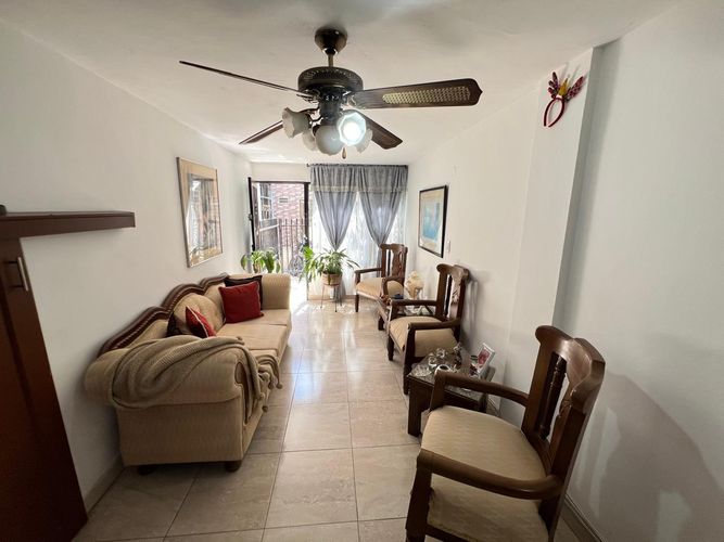 Casa de 2 alcobas en venta en Ciudadela Floralia, Cali, 45 m² · foto 3 de 12