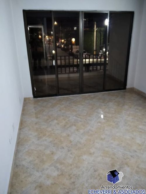 Casa de 4 alcobas en venta en Zona Centro, Envigado, 120 m² · foto 6 de 10