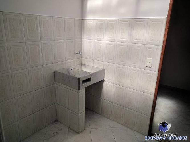 Casa de 3 alcobas en venta en El Dorado, Envigado, 212 m² · foto 6 de 9