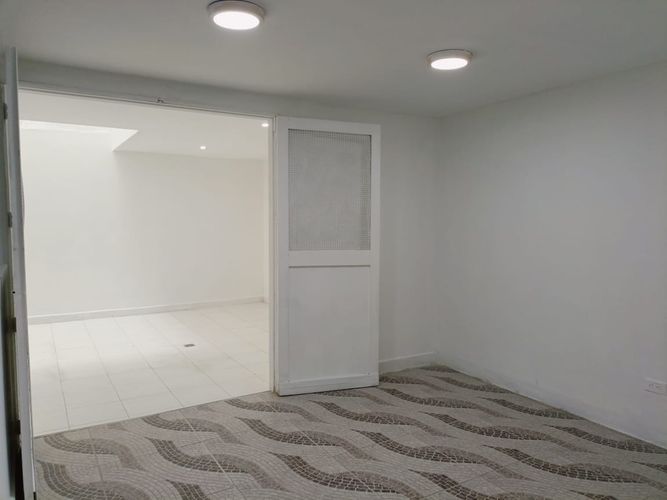Oficina en arriendo en Belén, Medellín, 336 m² · foto 3 de 20