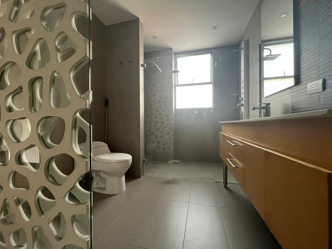 Apartamento de 3 alcobas en arriendo en El Poblado, Medellín, 154 m² · foto 12 de 16