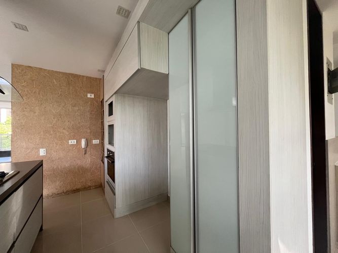 Apartamento de 3 alcobas en arriendo en El Poblado, Medellín, 154 m² · foto 5 de 16