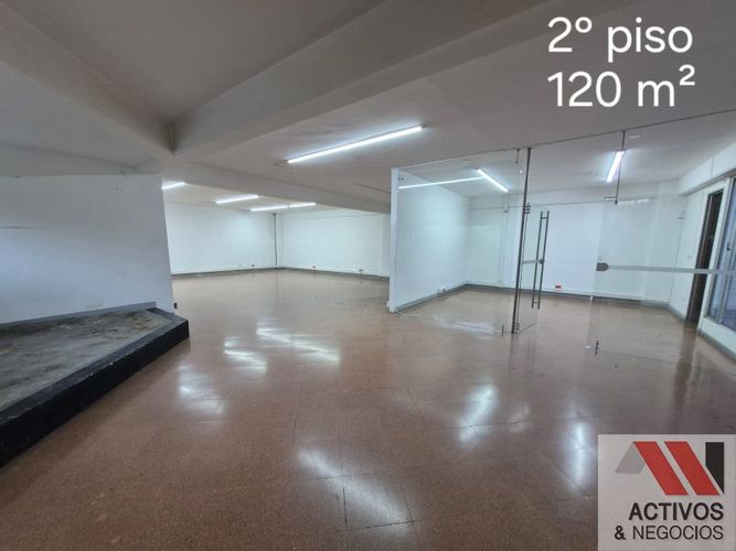 Oficina en arriendo en El Poblado, Medellín, 400 m² · foto 7 de 14