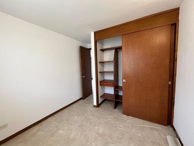 Apartamento de 2 alcobas en arriendo en El Poblado, Medellín, 72 m² · foto 7 de 12