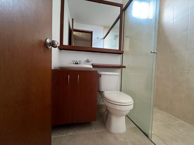 Apartamento de 2 alcobas en arriendo en El Poblado, Medellín, 72 m² · foto 11 de 12