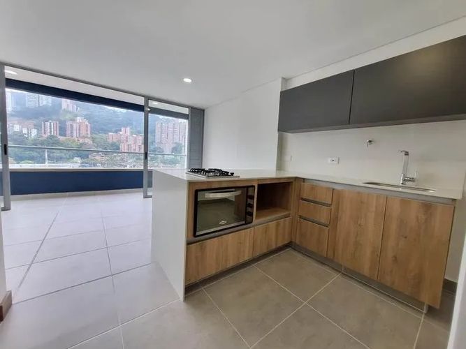 Apartamento de 1 alcoba en arriendo en El Poblado, Medellín, 45 m² · foto 5 de 11