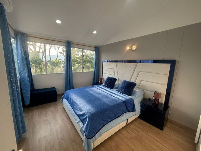 Apartamento de 3 alcobas en venta en El Poblado, Medellín, 262 m² · foto 11 de 18