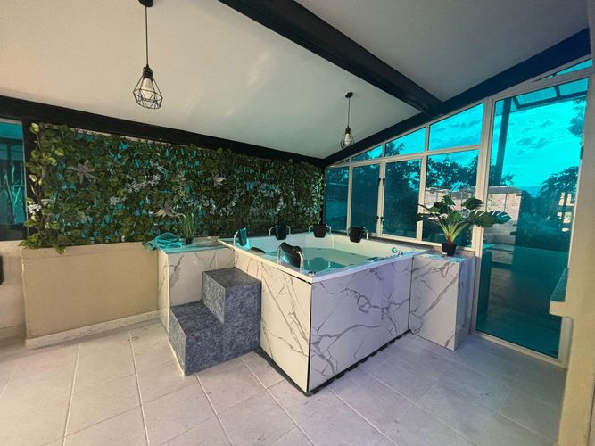 Apartamento de 3 alcobas en venta en El Poblado, Medellín, 262 m² · foto 18 de 18