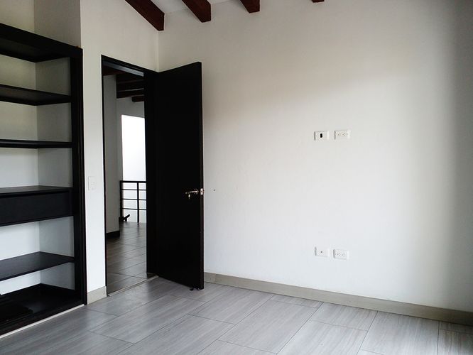 Casa de 3 alcobas en venta en El Retiro, 195 m² · foto 10 de 20