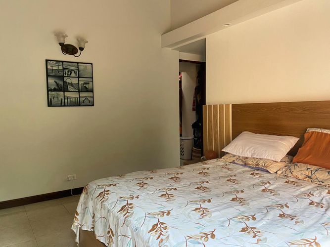 Casa de 4 alcobas en venta en Escobero, Envigado, 275 m² · foto 11 de 20